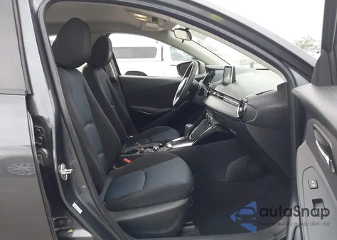 2017 Toyota Yaris Ia из США, поврежденный, VIN 3MYDLBYV9HY158859